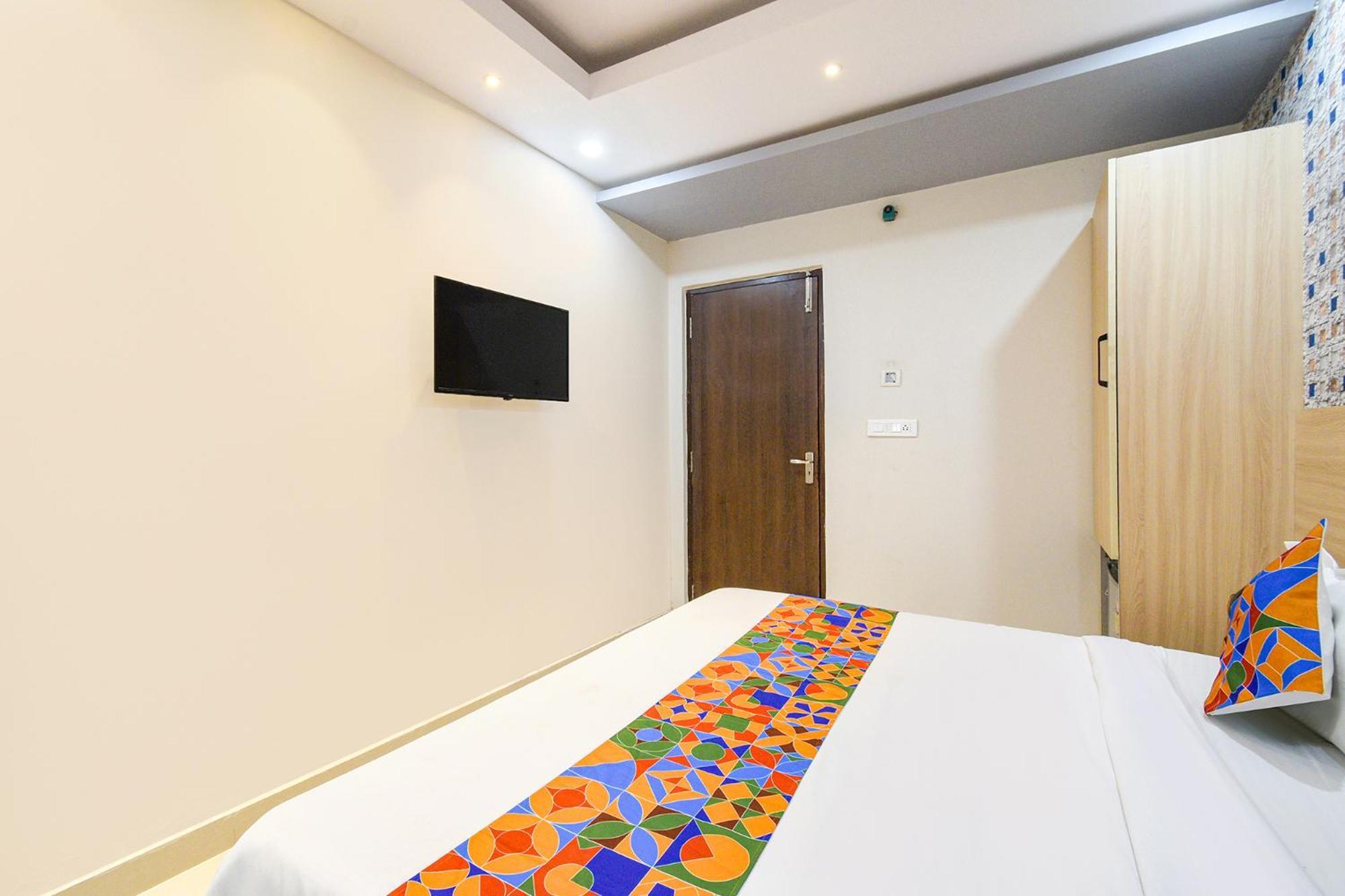 Fabhotel The Botanica - Nr Hyderabad Central University, Kondapur Kondapur  Экстерьер фото